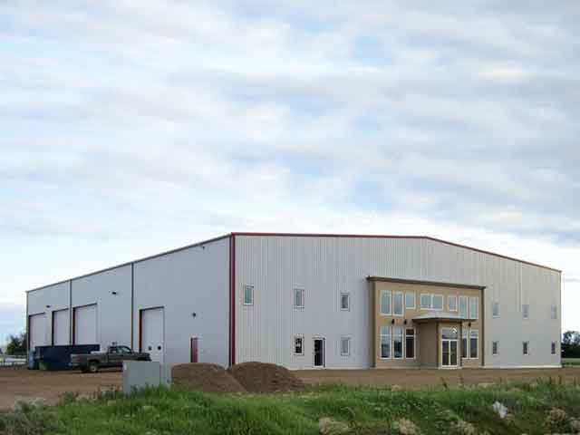 Get operations underway with a <br/>U-Build Steel Building A Leader in Steel Building Solutions. 
