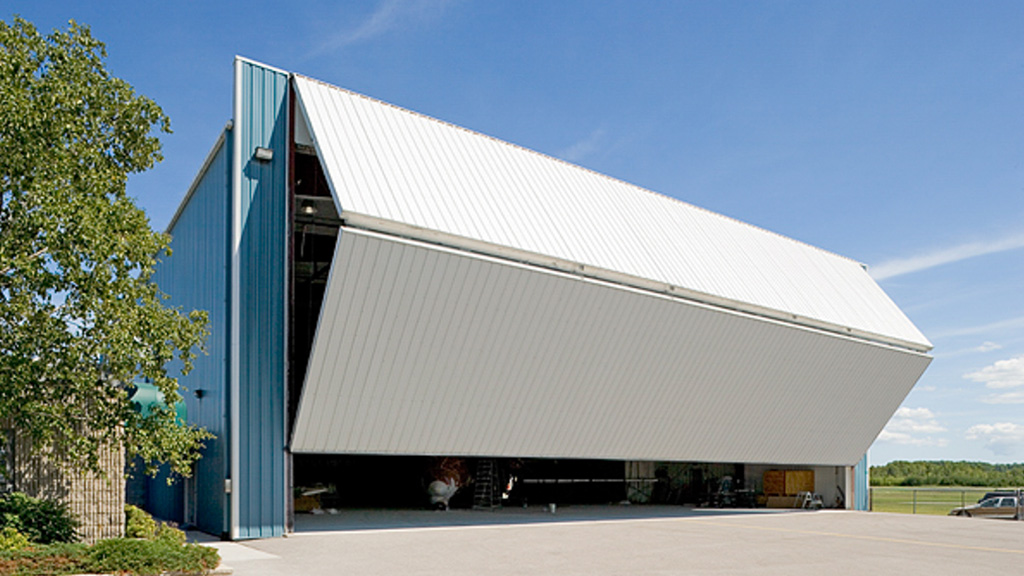U-Build With ample cladding color options, your hangar can match your style.