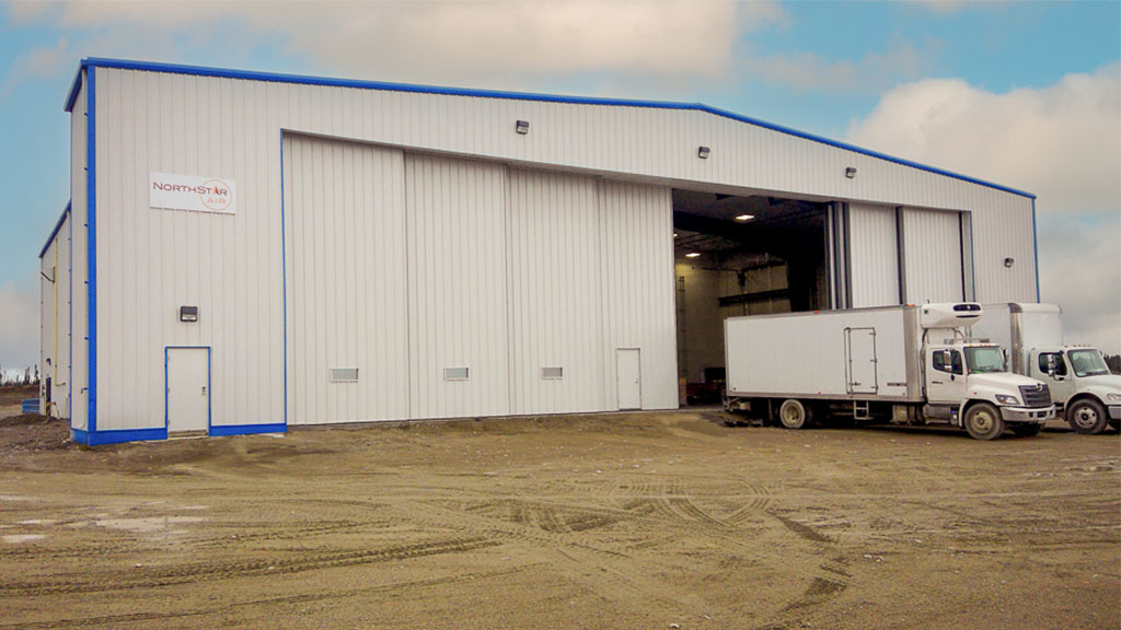 U-Build This relatively large hangar features bottom rolling doors, which are part of the design consideration when planning your Rigid Frame structure.
